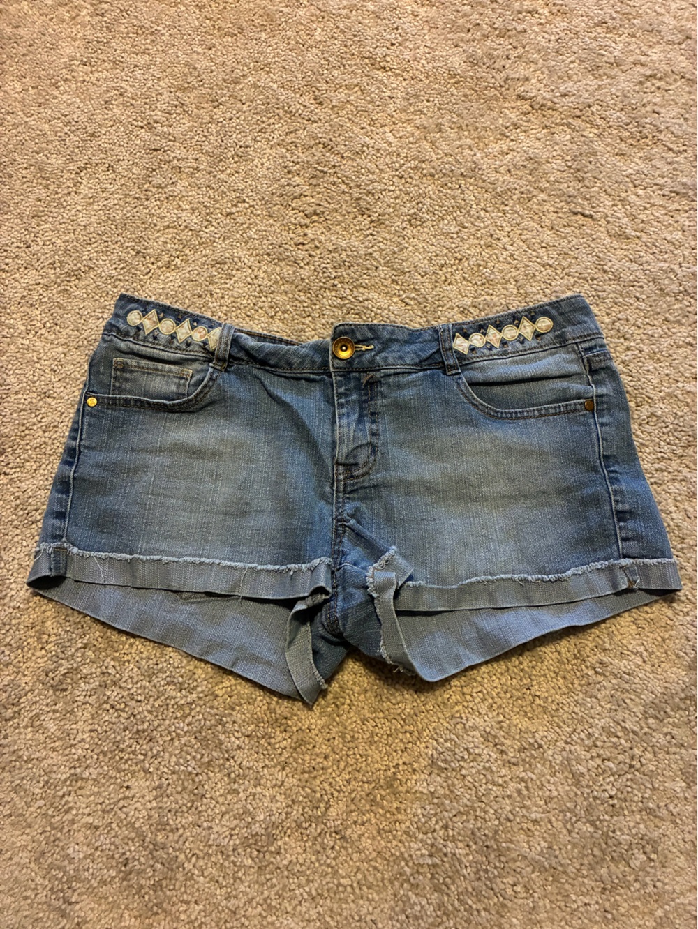Embellished Mid-Rise Denim Shorts - Blue no size marked.17.5” across